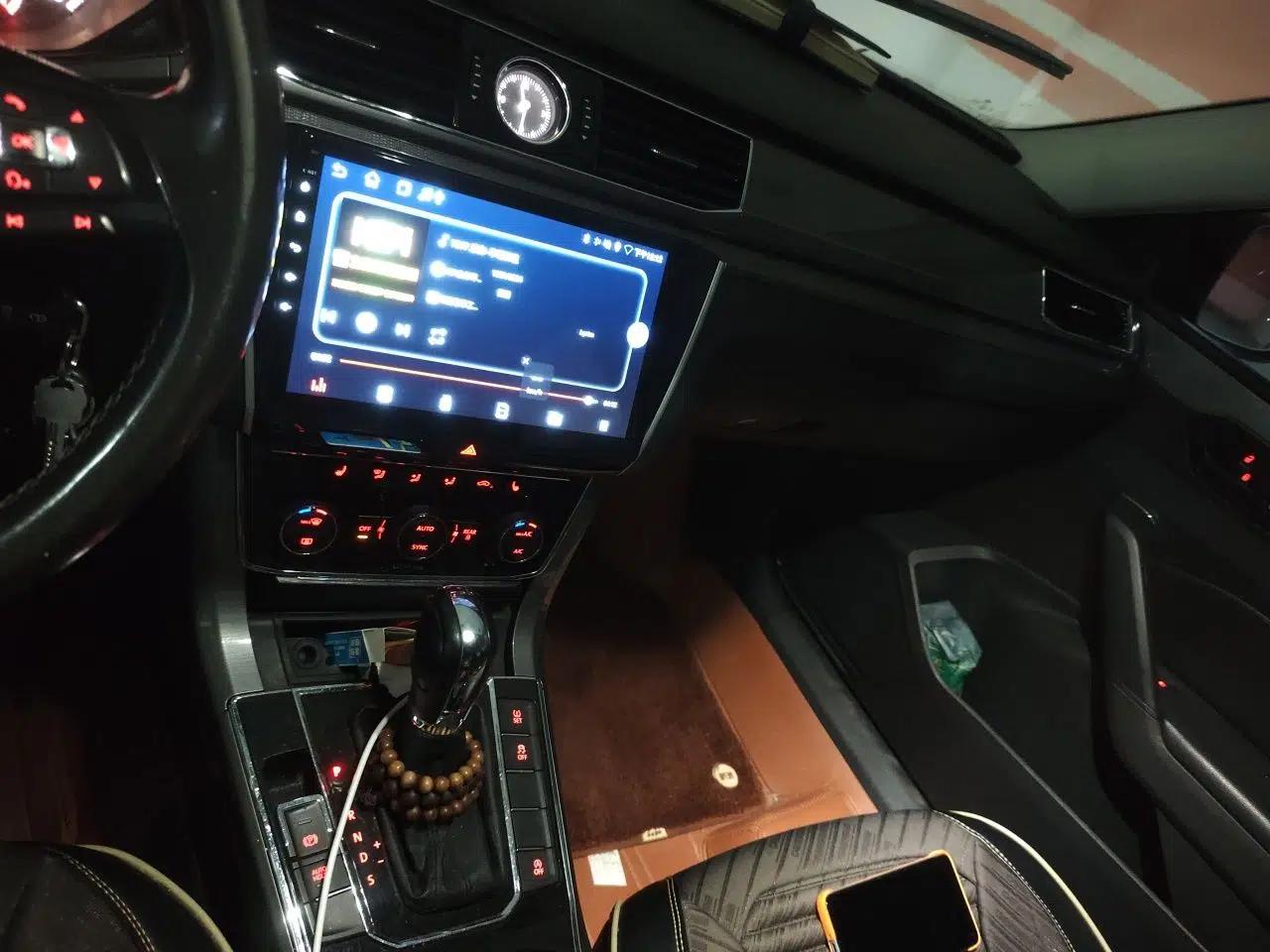 Volkswagen Passat 2016 330TSI DSG Luxury Edition — миниатюра 13