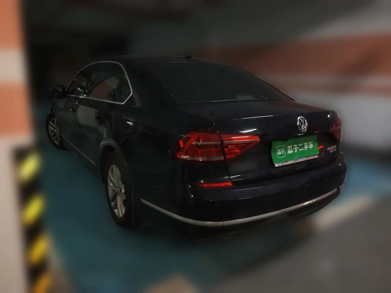 Volkswagen Passat 2016 330TSI DSG Luxury Edition — миниатюра 4