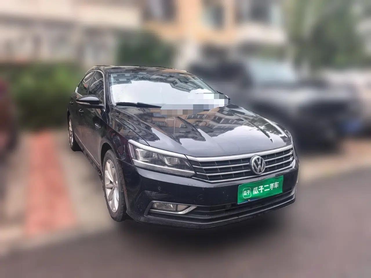 Volkswagen Passat 2017 330TSI DSG Luxury Edition — миниатюра 3