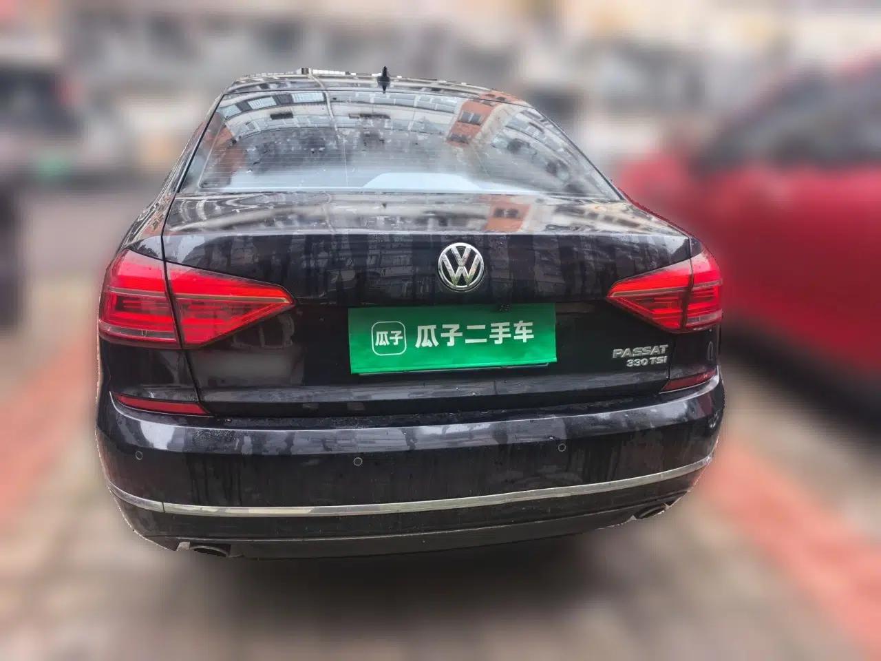 Volkswagen Passat 2017 330TSI DSG Luxury Edition — миниатюра 5