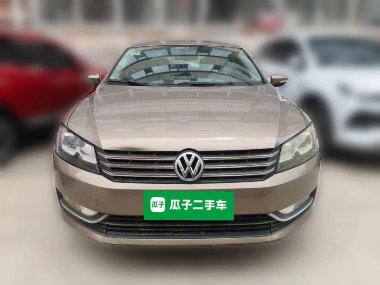 Volkswagen Passat 2014 1.8TSI DSG Prestige Navigation Edition — миниатюра 2