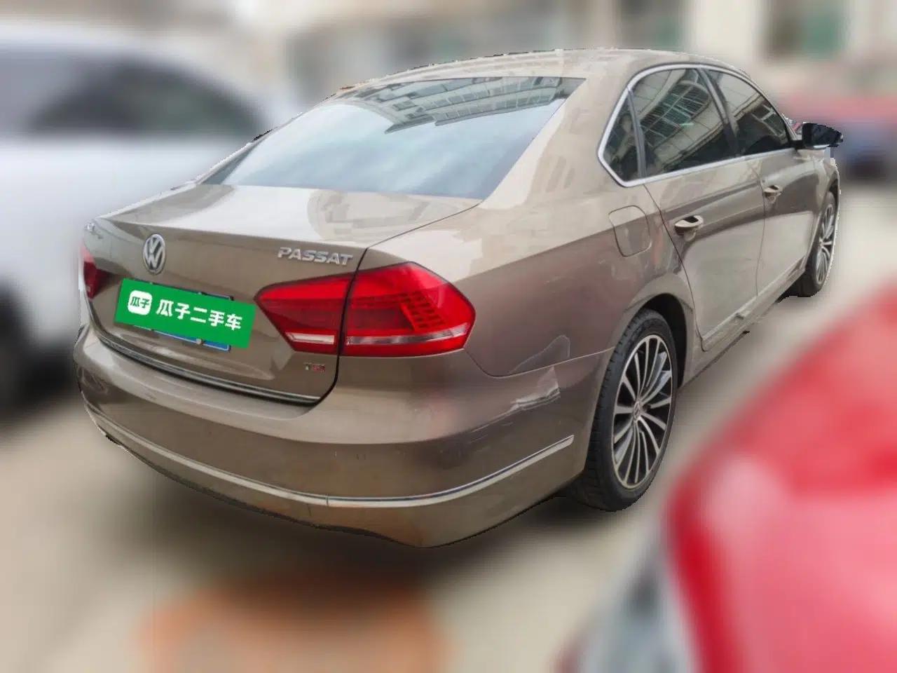 Volkswagen Passat 2014 1.8TSI DSG Prestige Navigation Edition — миниатюра 6