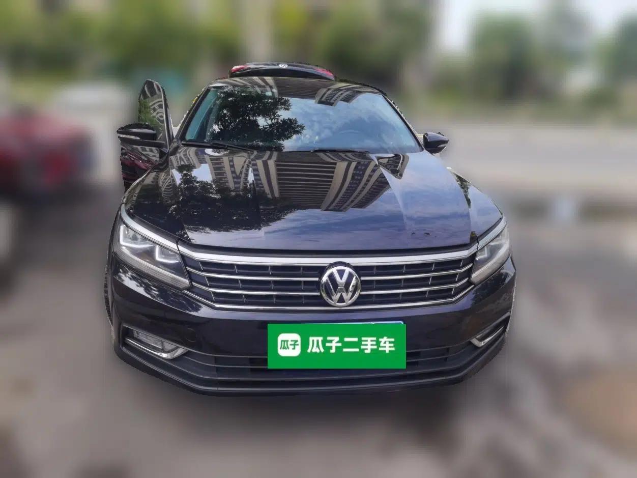 Volkswagen Passat 2016 330TSI DSG Luxury Edition — миниатюра 2