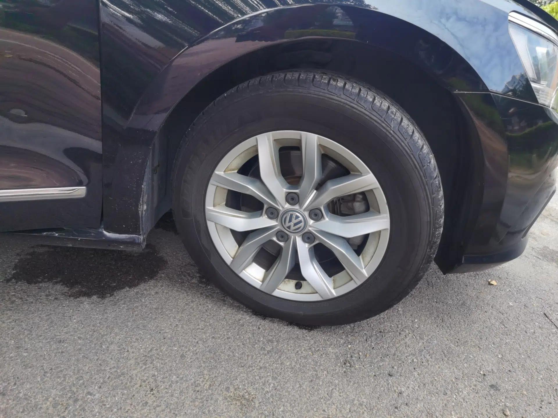 Volkswagen Passat 2016 330TSI DSG Luxury Edition — миниатюра 8