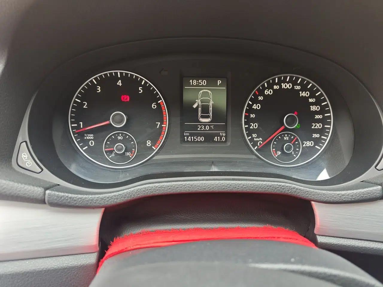 Volkswagen Passat 2015 1.8TSI DSG Prestige Edition — миниатюра 12
