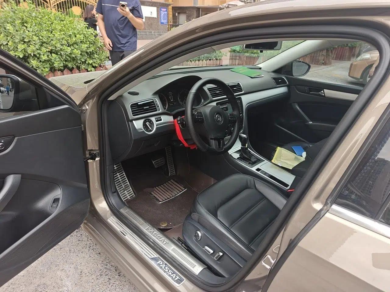 Volkswagen Passat 2015 1.8TSI DSG Prestige Edition — миниатюра 16