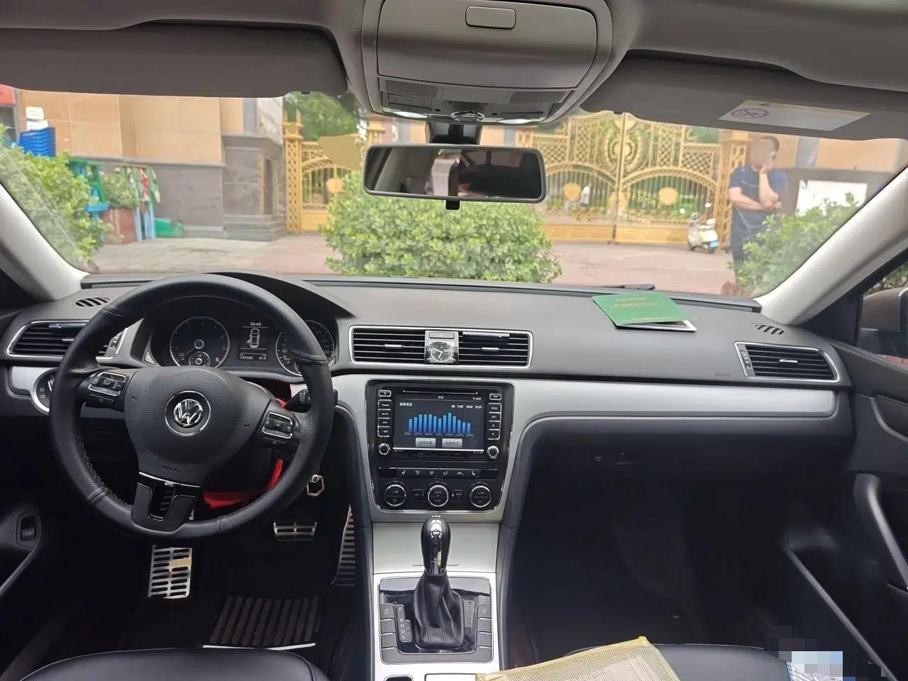 Volkswagen Passat 2015 1.8TSI DSG Prestige Edition — миниатюра 9
