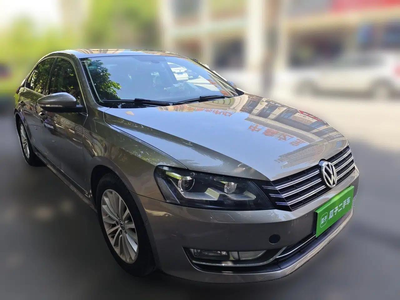 Volkswagen Passat 2013 1.8TSI DSG Ultimate Edition — миниатюра 3