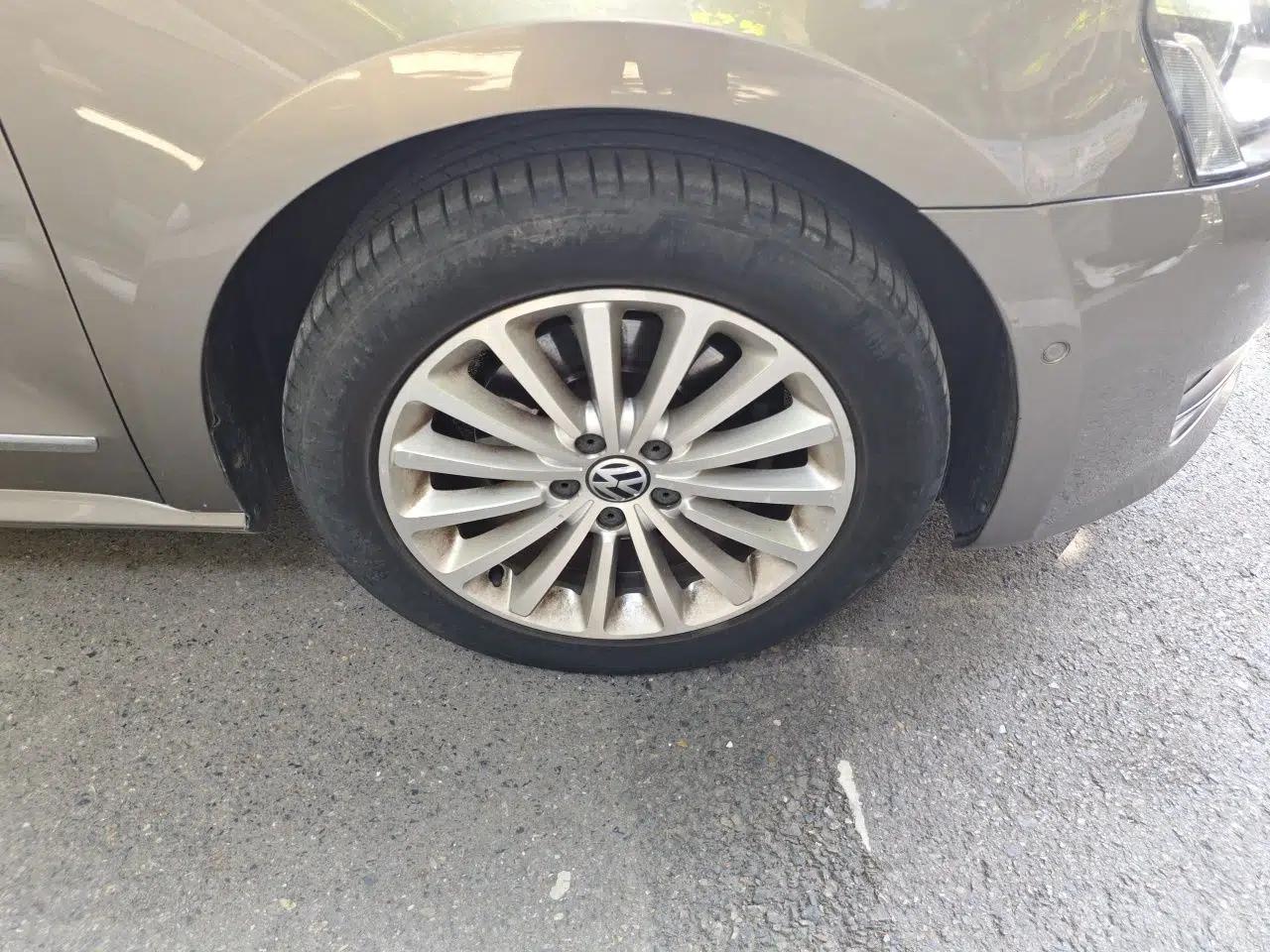 Volkswagen Passat 2013 1.8TSI DSG Ultimate Edition — миниатюра 8