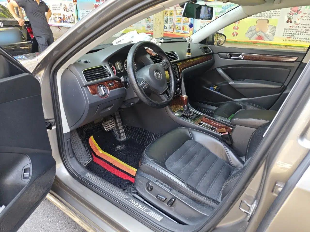 Volkswagen Passat 2013 1.8TSI DSG Ultimate Edition — миниатюра 10
