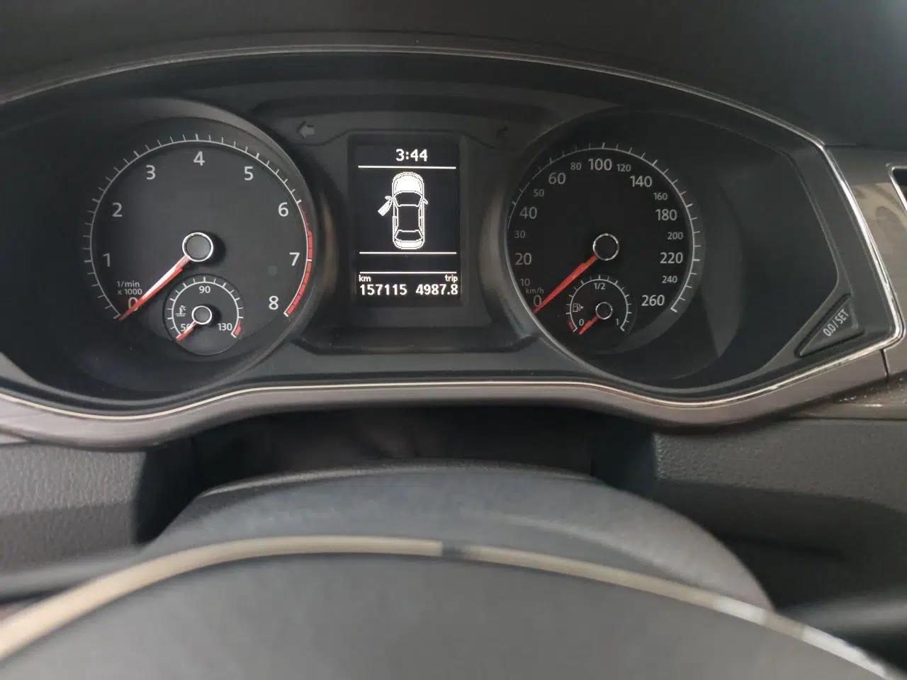 Volkswagen Passat 2016 330TSI DSG Luxury Edition — миниатюра 14