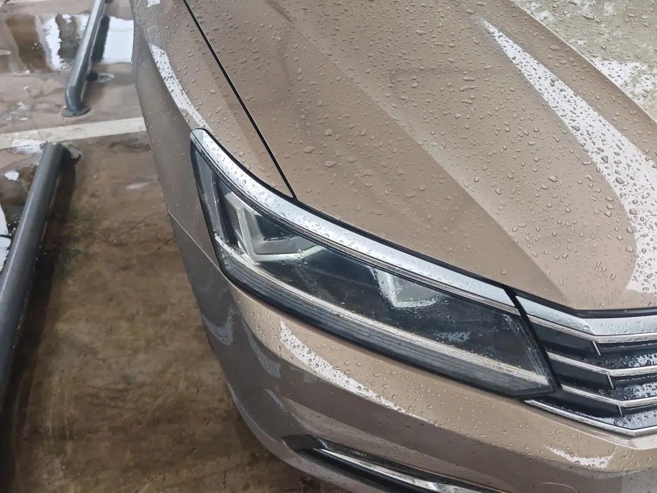 Volkswagen Passat 2016 330TSI DSG Luxury Edition — миниатюра 4