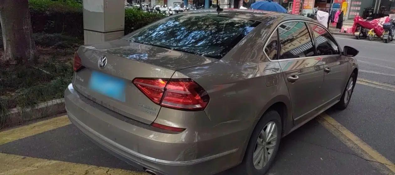 Volkswagen Passat 2016 330TSI DSG Luxury Edition — миниатюра 6