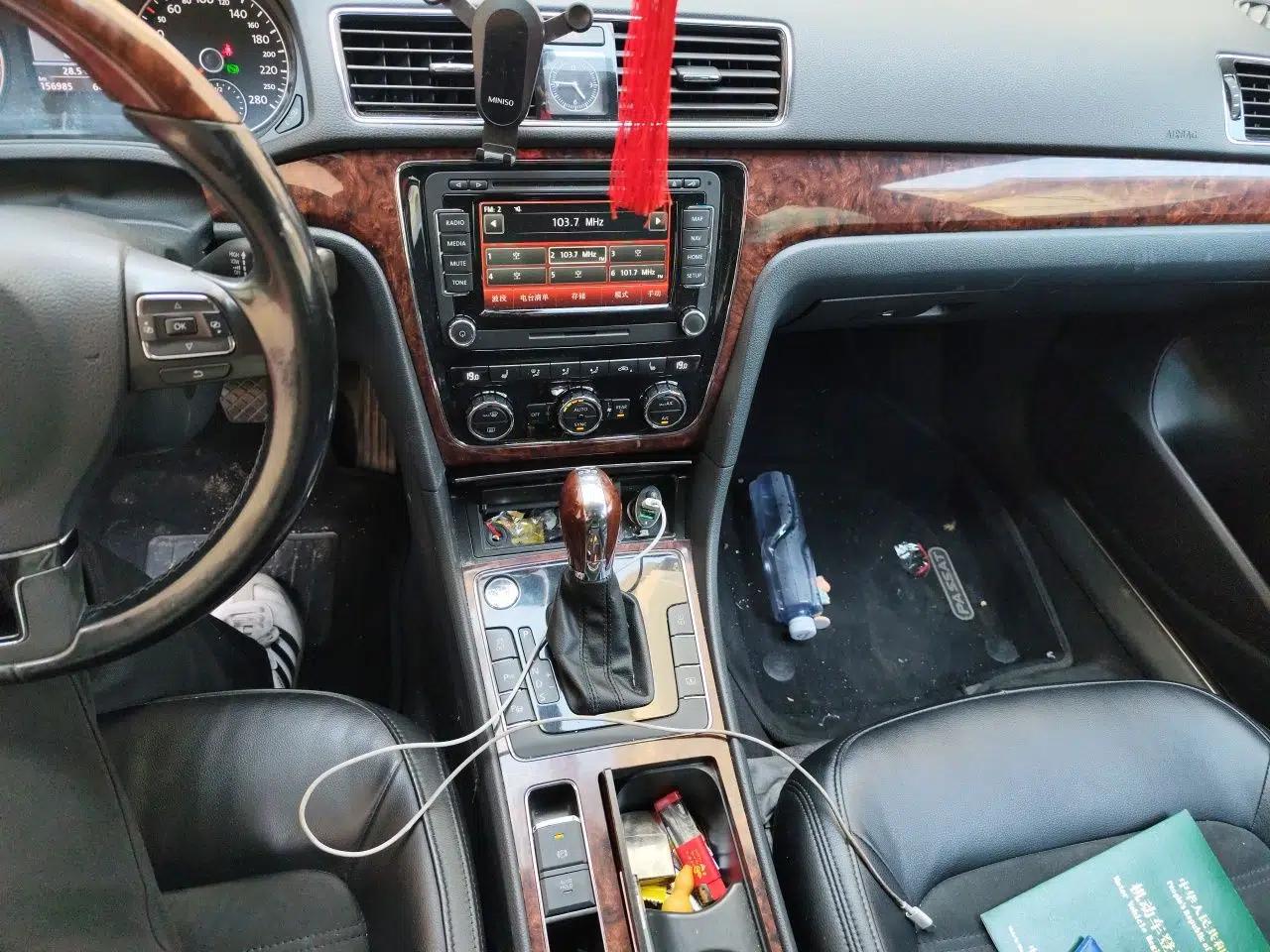 Volkswagen Passat 2013 1.8TSI DSG Ultimate Edition — миниатюра 13