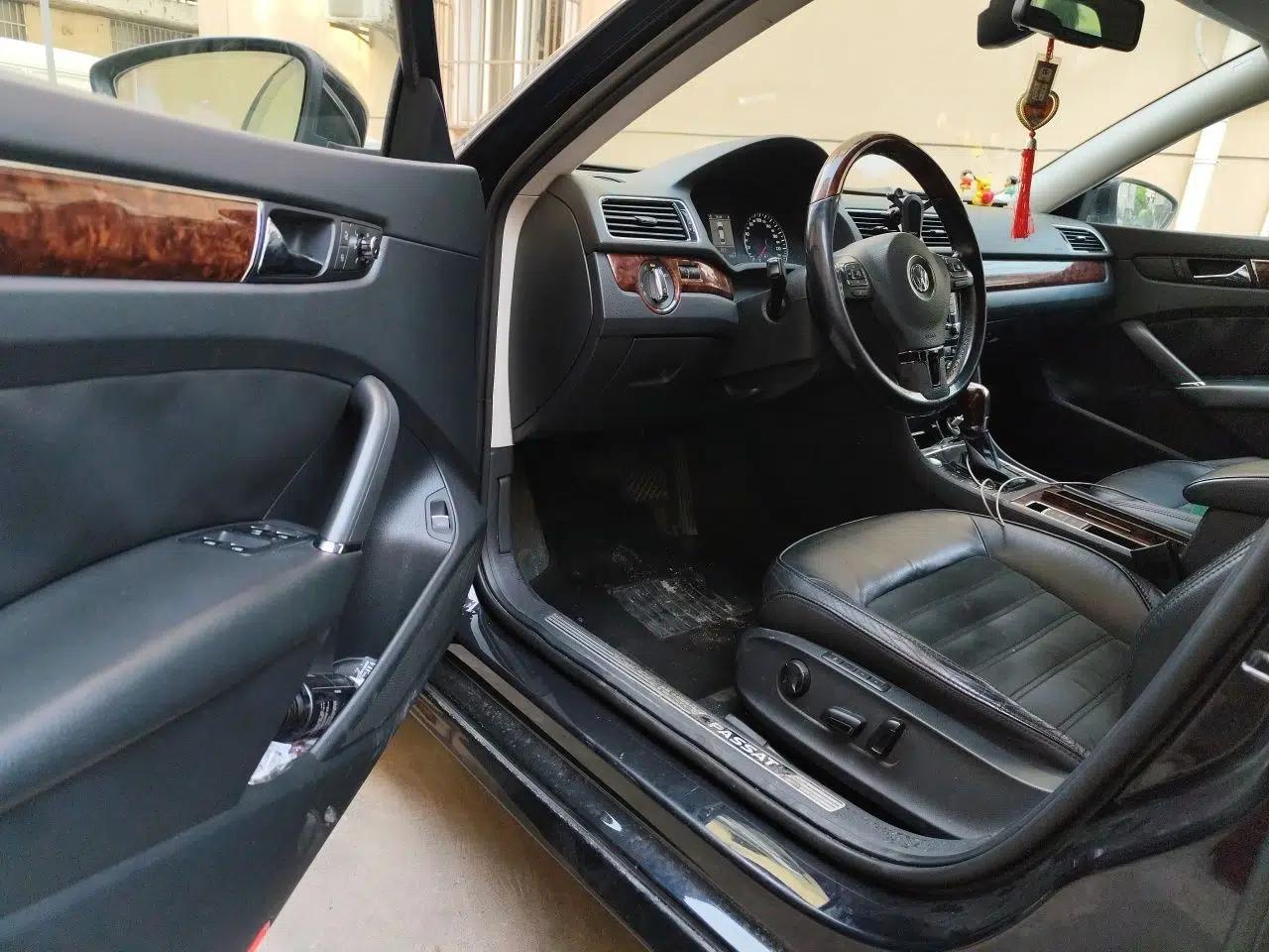 Volkswagen Passat 2013 1.8TSI DSG Ultimate Edition — миниатюра 16