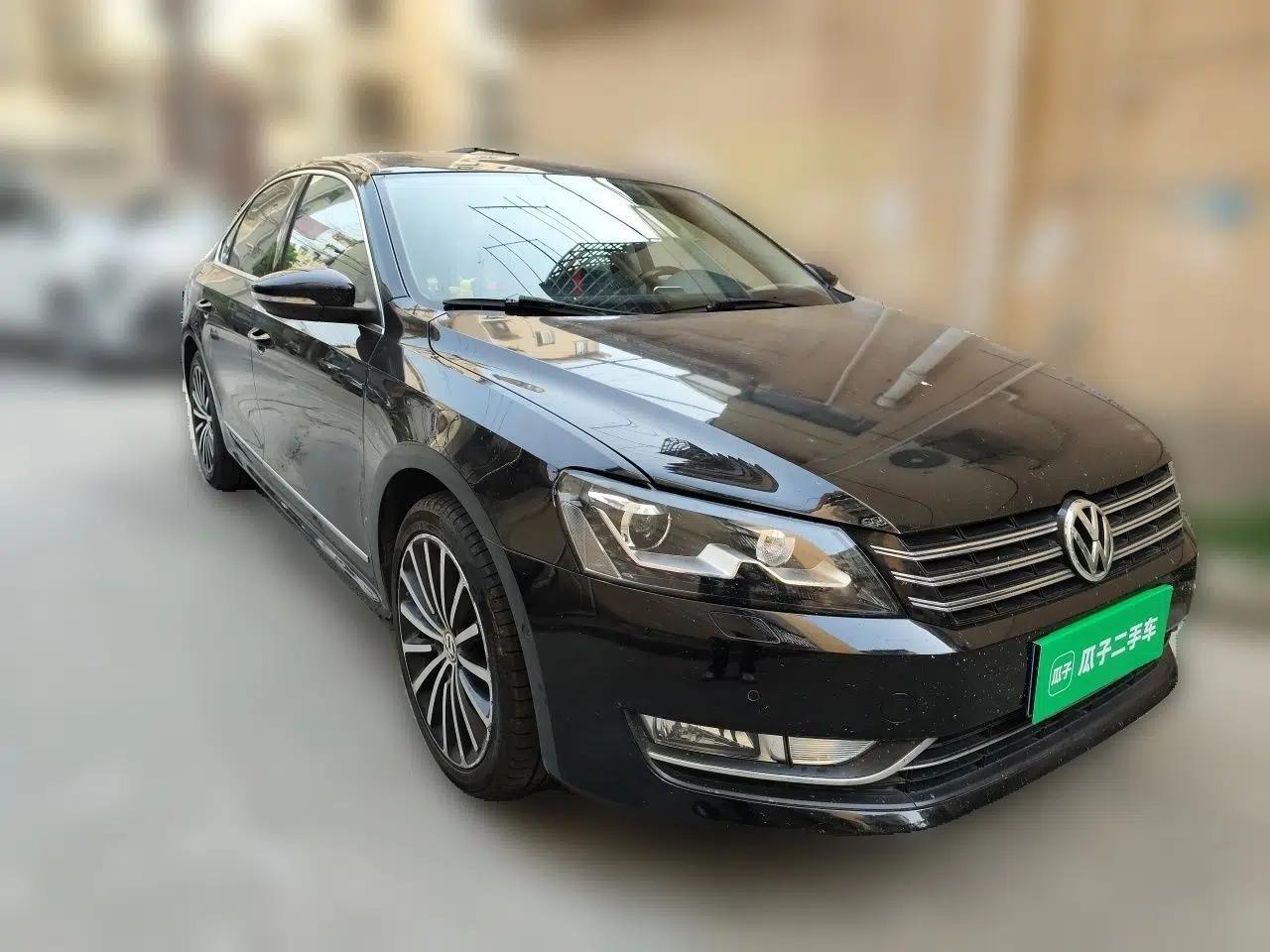 Volkswagen Passat 2013 1.8TSI DSG Ultimate Edition — миниатюра 3