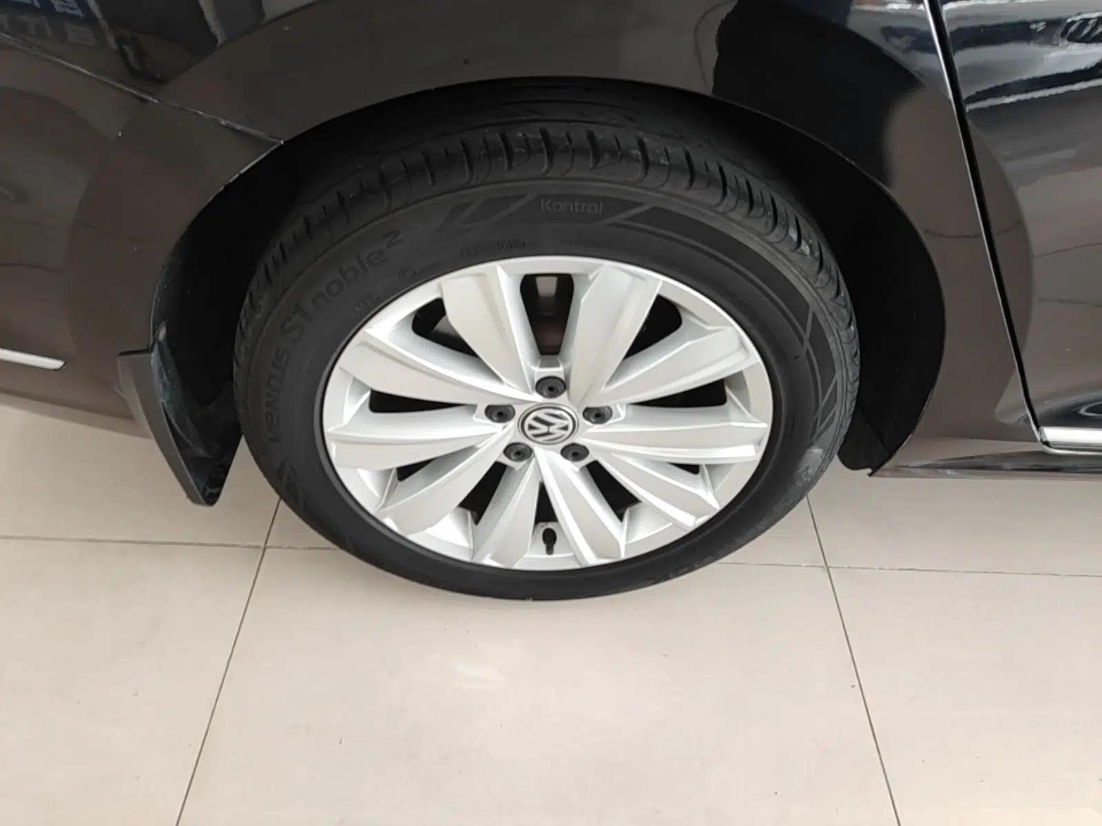Volkswagen Passat 2020 330TSI Elite Edition China VI — миниатюра 11