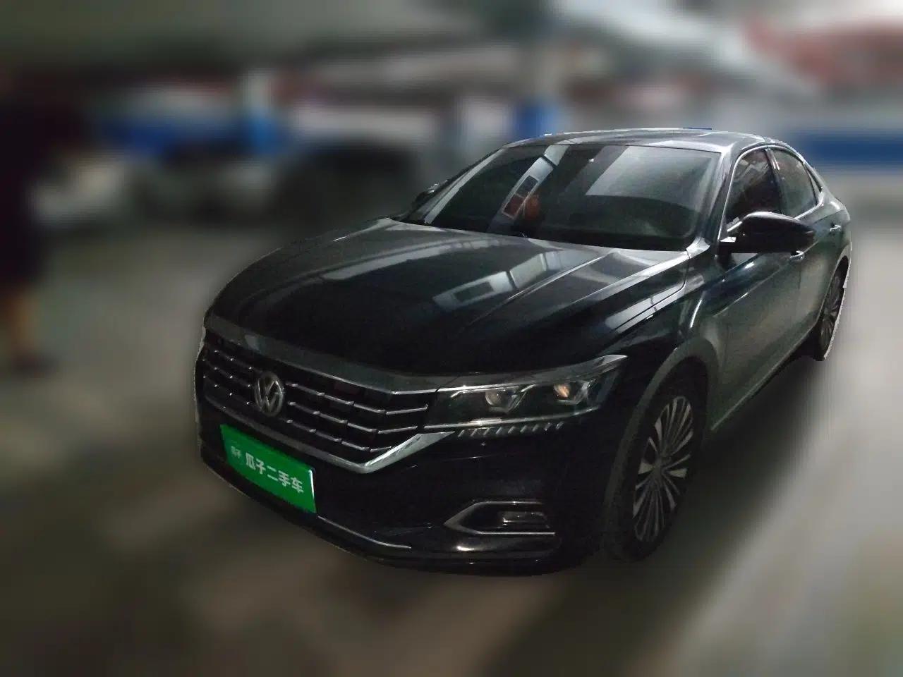 Volkswagen Passat 2020 330TSI Luxury Edition China VI — миниатюра 1