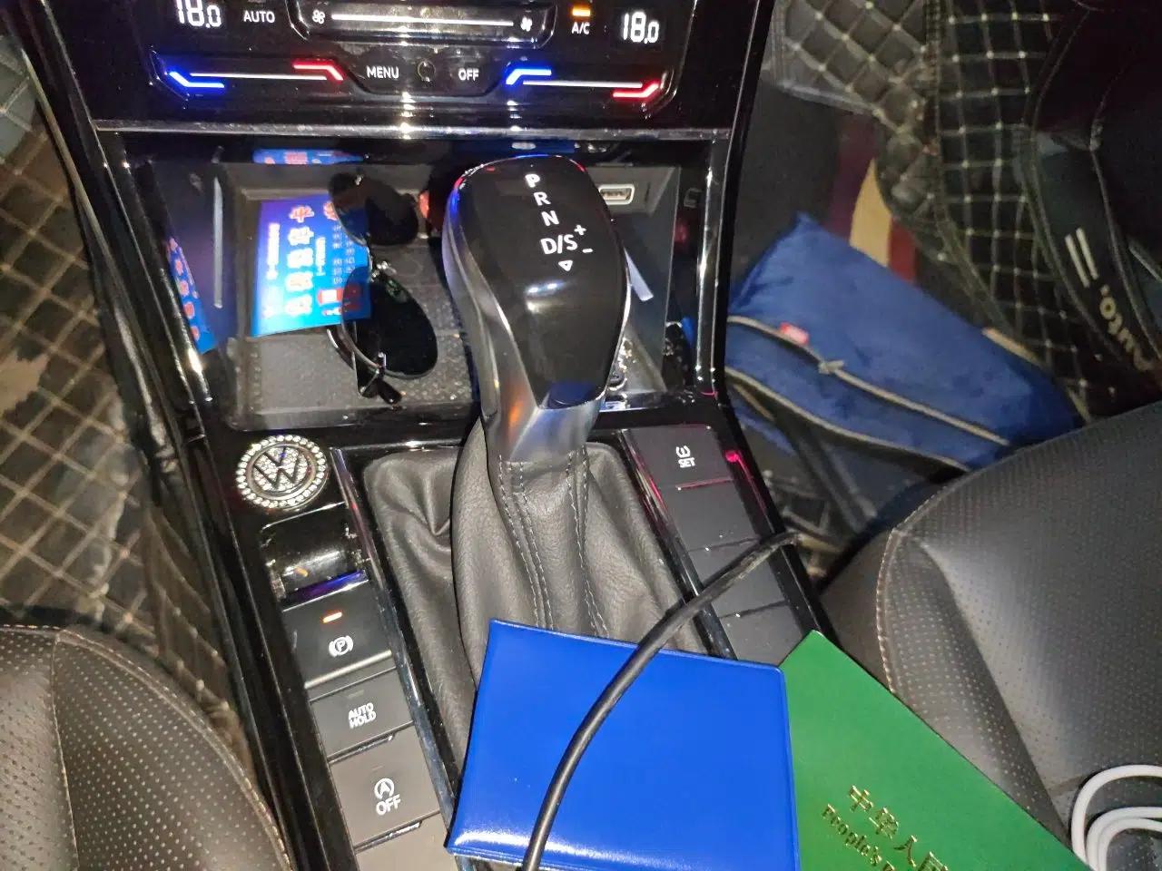 Volkswagen Passat 2020 330TSI Luxury Edition China VI — миниатюра 14