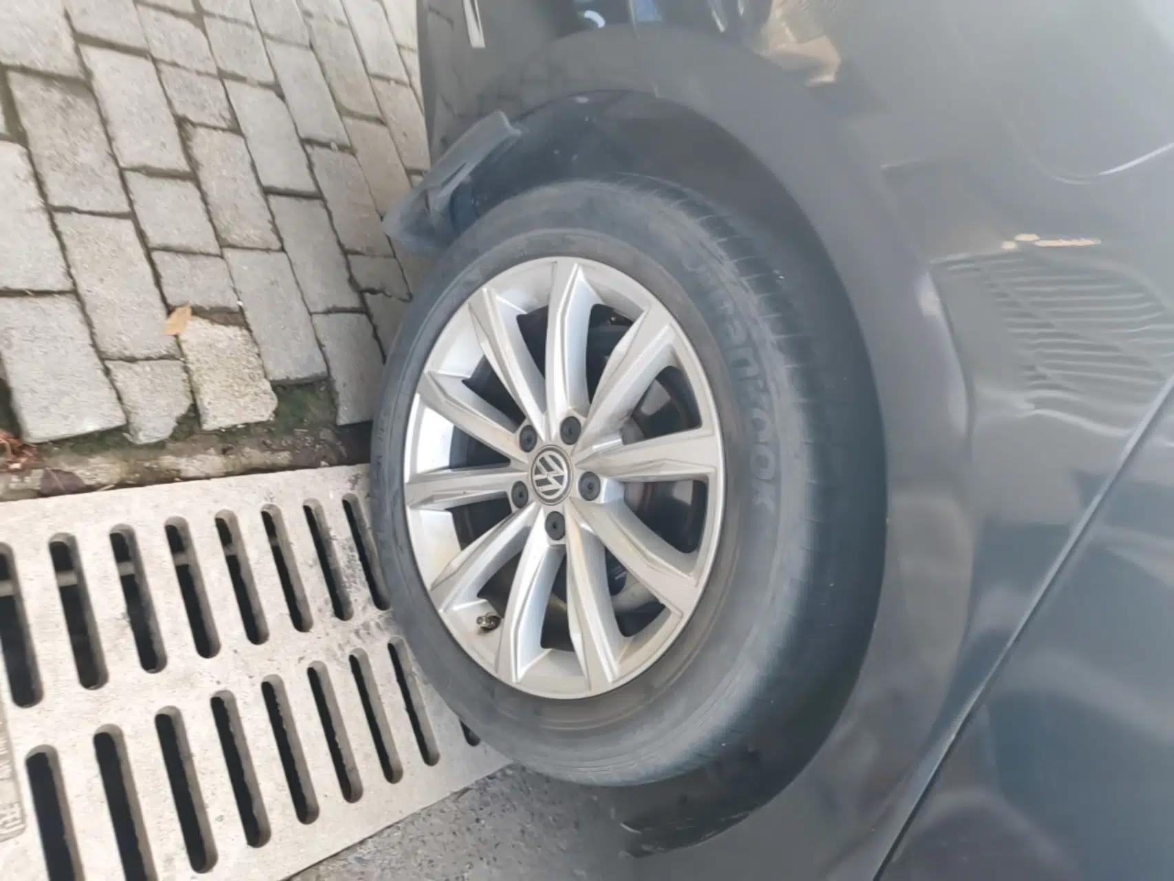 Volkswagen Passat 2017 330TSI DSG Luxury Edition — миниатюра 11
