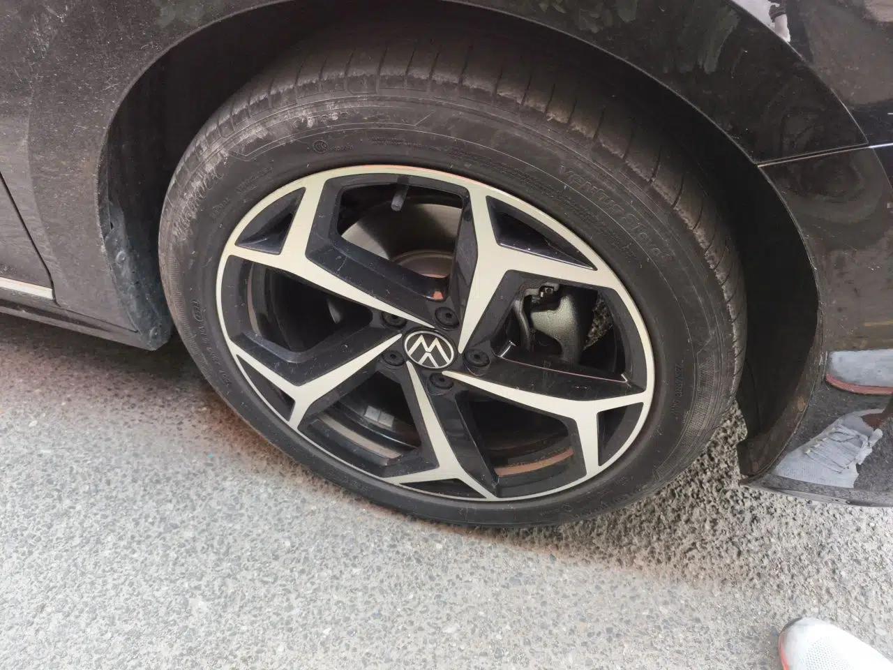 Volkswagen Passat 2023 Revised 330TSI Starry Elite Edition — миниатюра 5