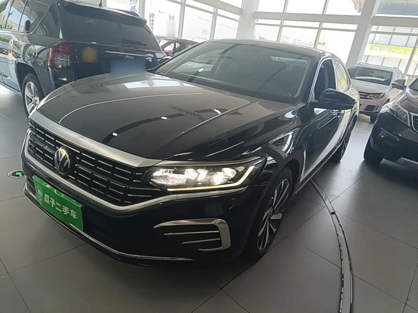 Volkswagen Passat 2024 330TSI Elite Edition — миниатюра 1
