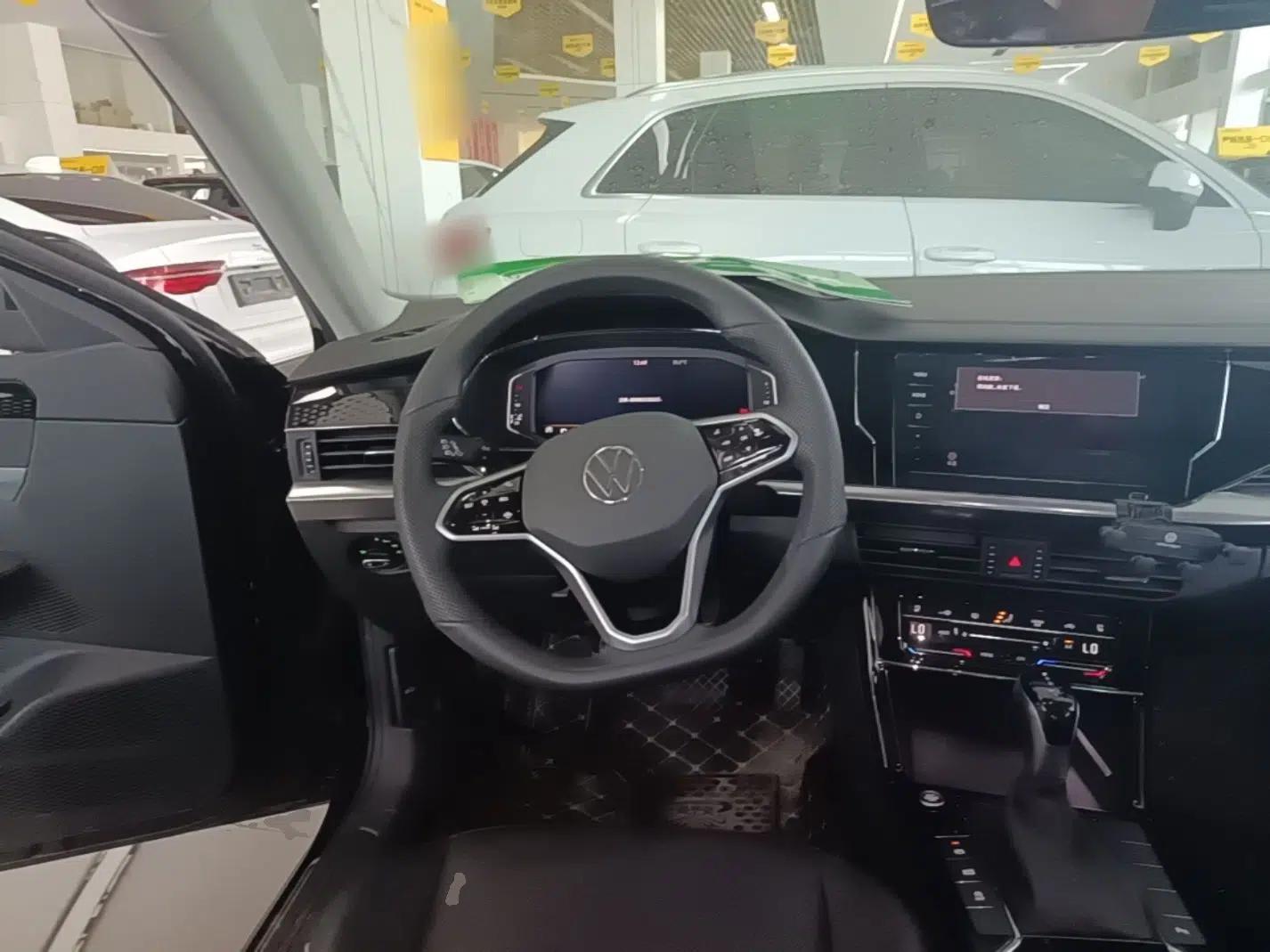 Volkswagen Passat 2024 330TSI Elite Edition — миниатюра 18