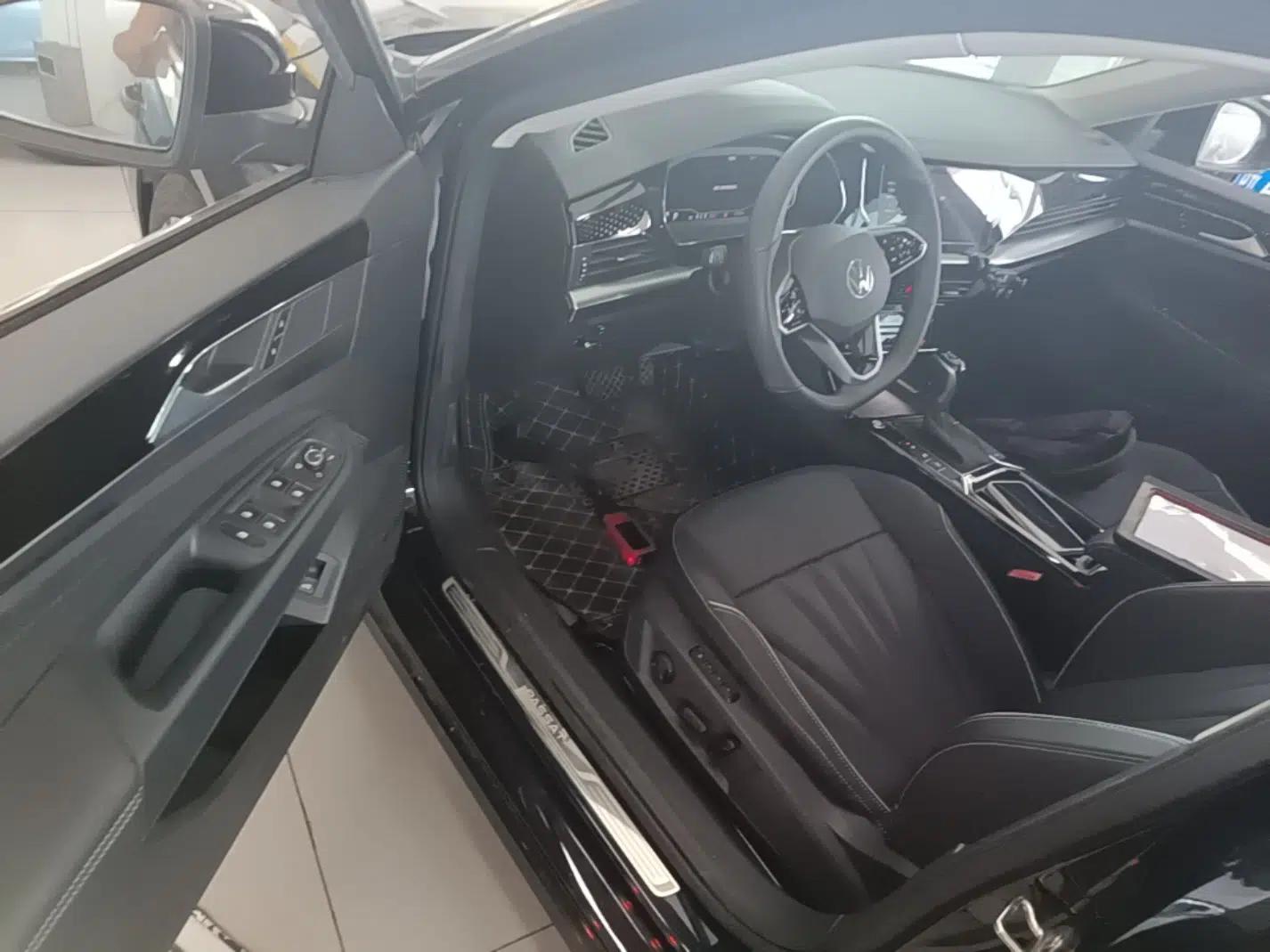 Volkswagen Passat 2024 330TSI Elite Edition — миниатюра 23