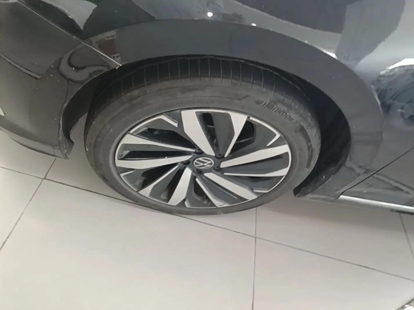 Volkswagen Passat 2024 330TSI Elite Edition — миниатюра 10