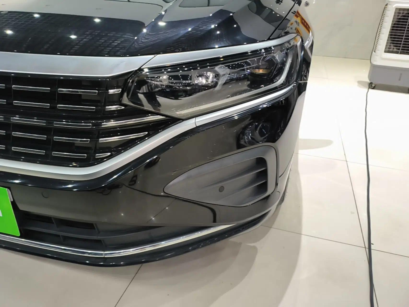 Volkswagen Passat 2024 380TSI Dragon Edition — миниатюра 8
