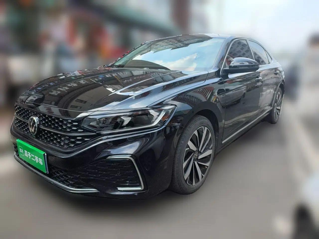 Volkswagen Passat 2022 330TSI Starry Elite Edition — миниатюра 1