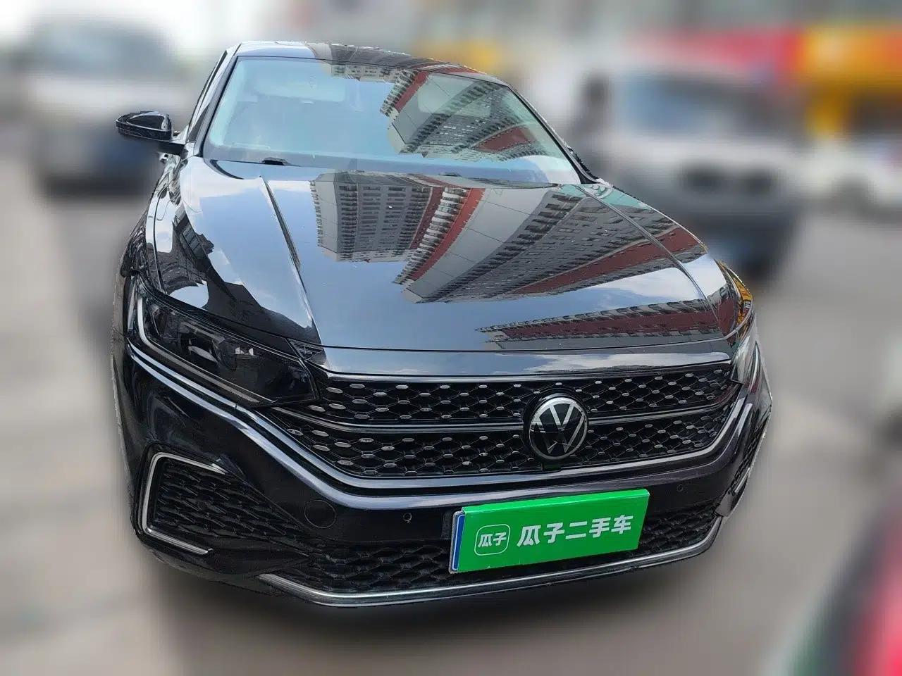 Volkswagen Passat 2022 330TSI Starry Elite Edition — миниатюра 2