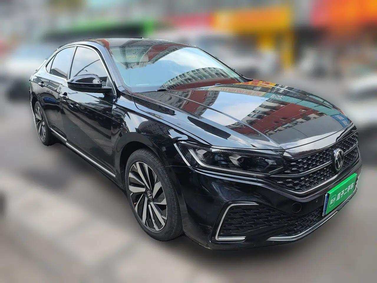 Volkswagen Passat 2022 330TSI Starry Elite Edition — миниатюра 3