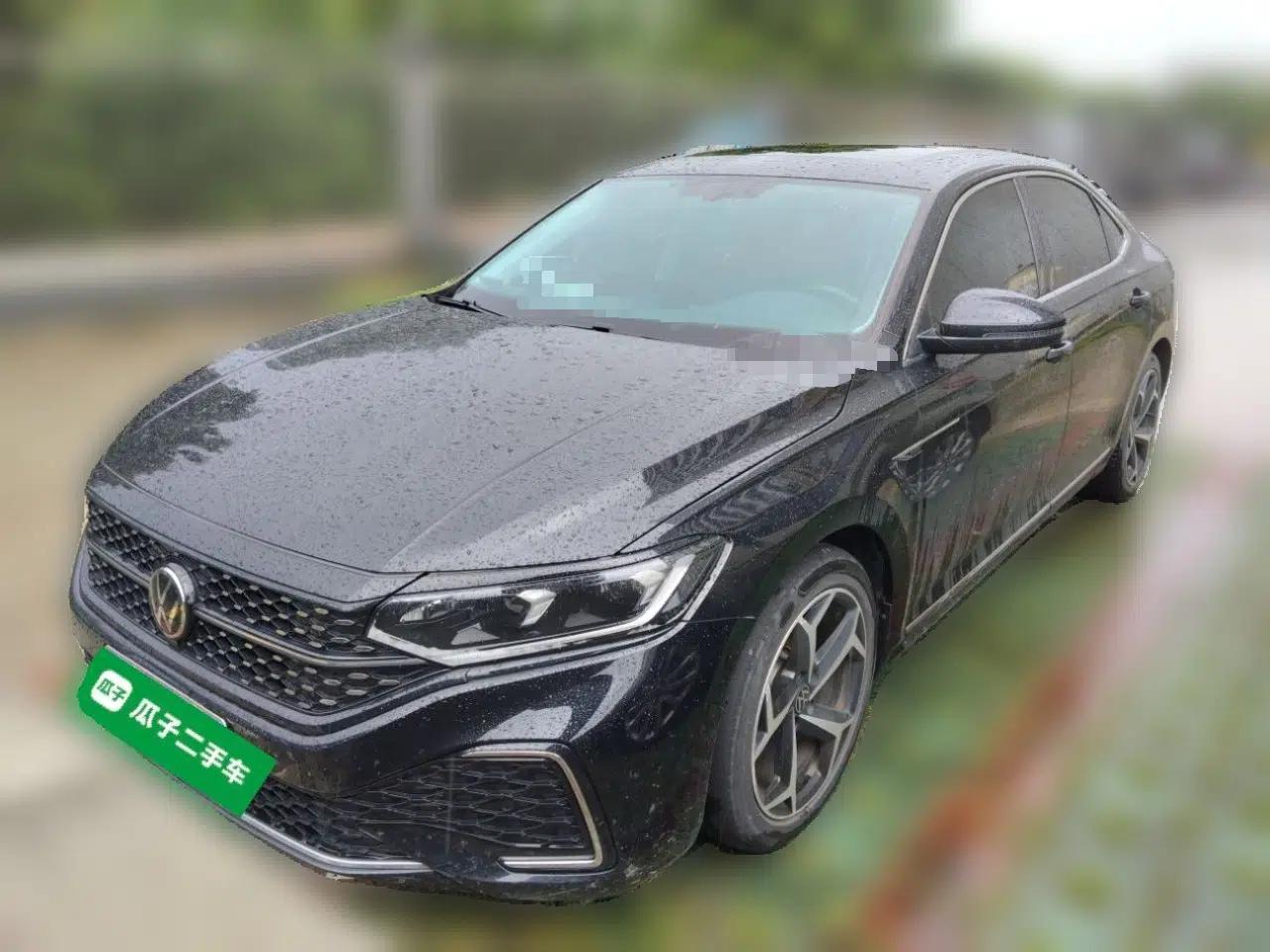 Volkswagen Passat 2023 Revised 330TSI Starry Elite Edition — миниатюра 1
