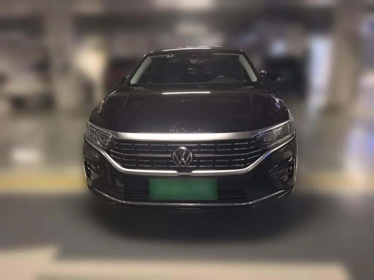 Volkswagen Passat 2022 330TSI Luxury Edition — миниатюра 2