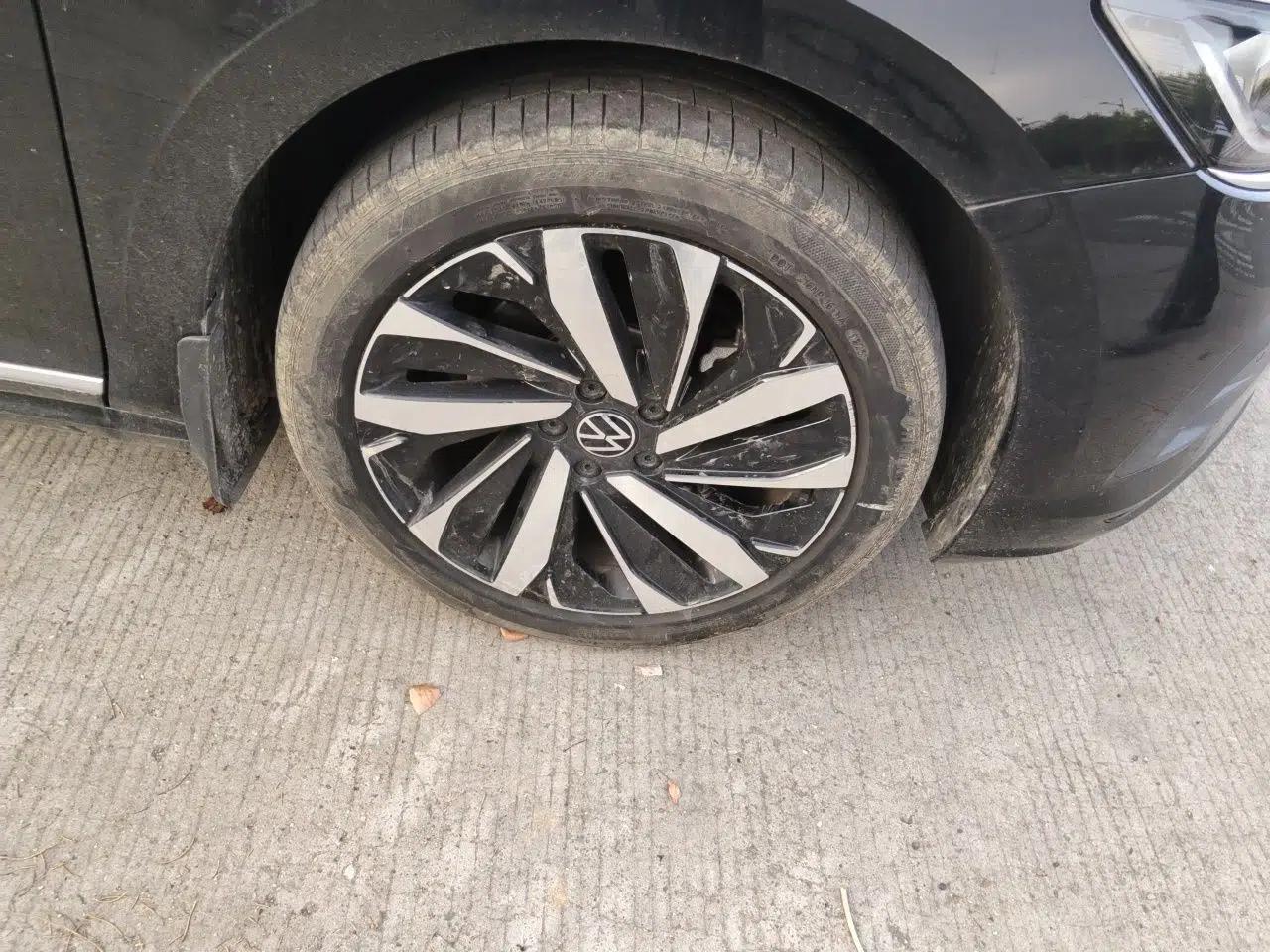 Volkswagen Passat 2025 Premium Version 380TSI Dragon Edition — миниатюра 8