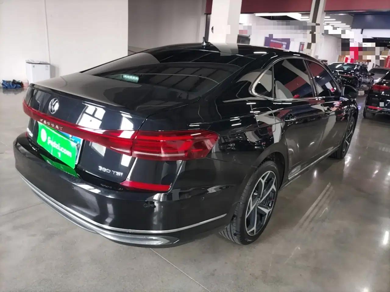 Volkswagen Passat 2024 380TSI Starry Luxury Edition — миниатюра 6