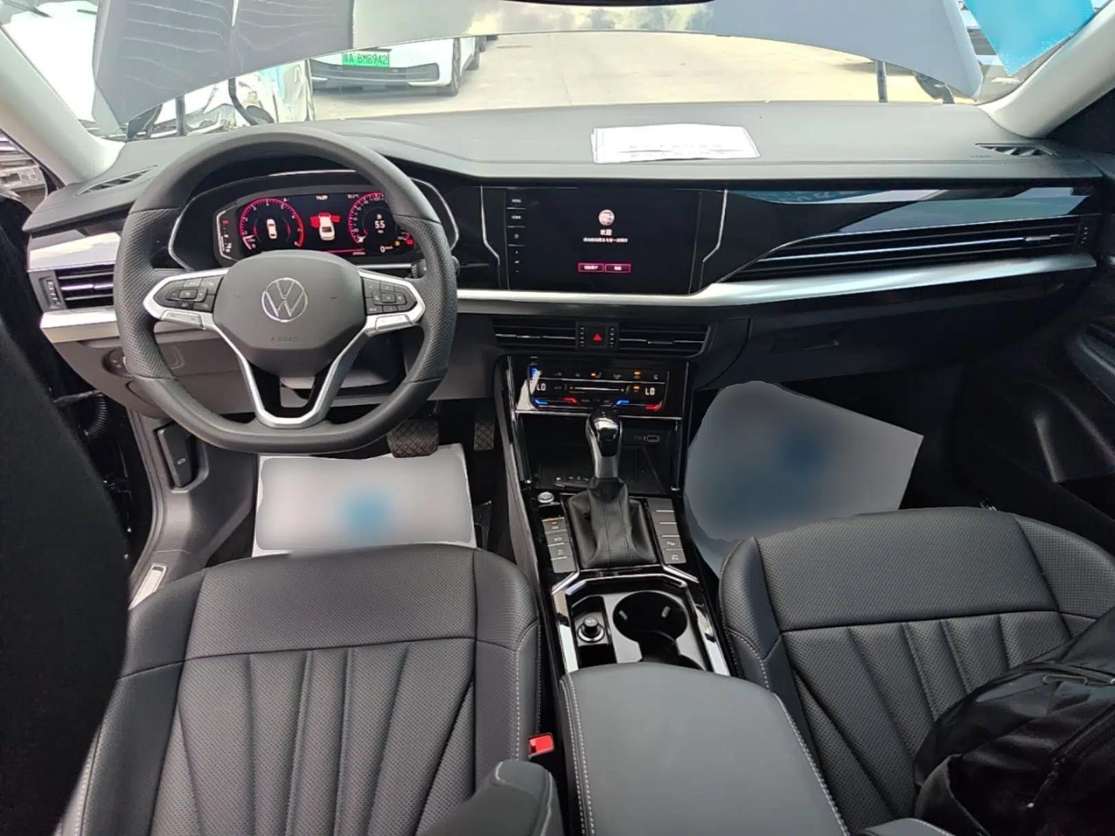 Volkswagen Passat 2025 Outstanding Model 380TSI Dragon Glory Edition — миниатюра 12