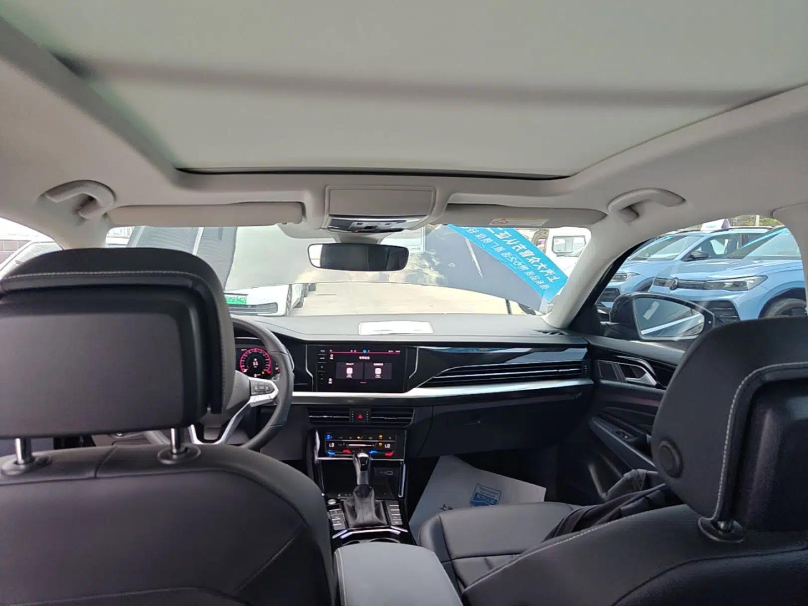 Volkswagen Passat 2025 Outstanding Model 380TSI Dragon Glory Edition — миниатюра 21