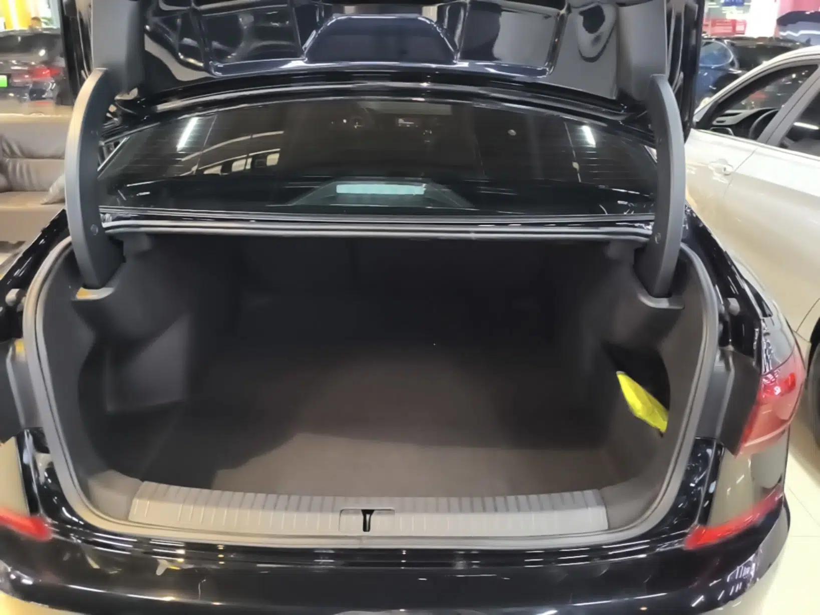 Volkswagen Passat 2024 380TSI Elite Edition — миниатюра 22