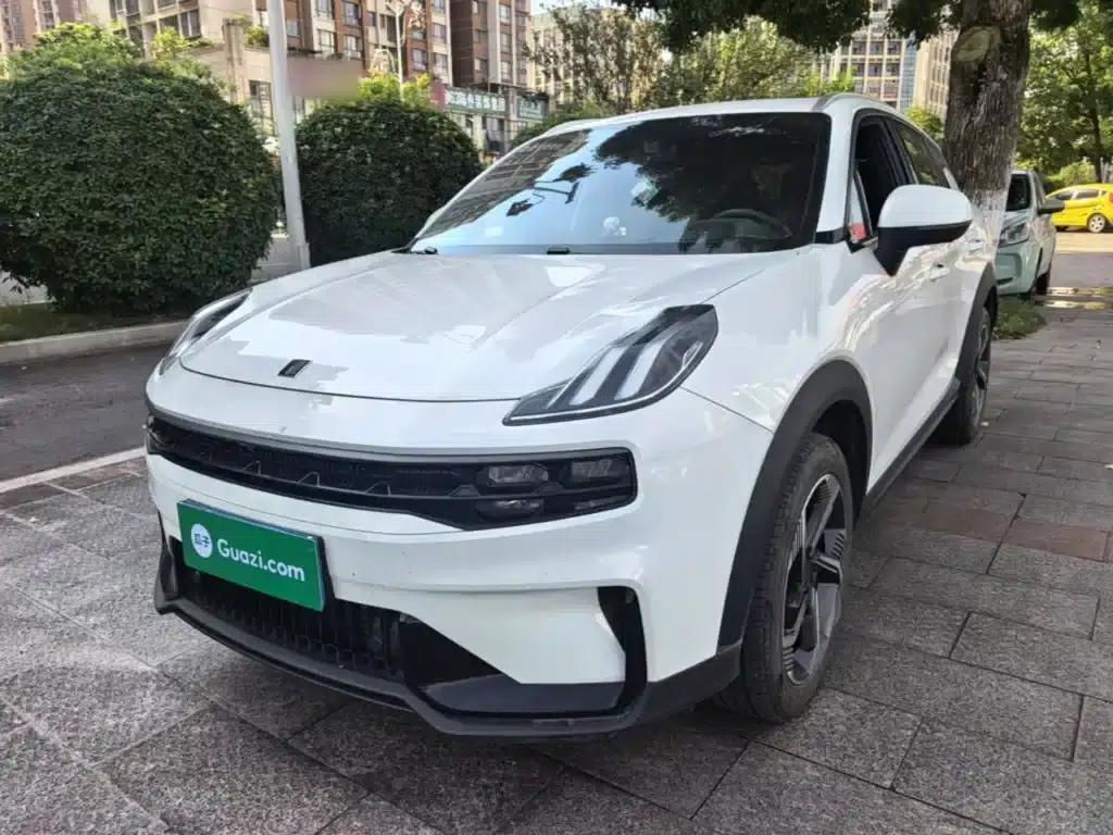 Lynk & Co 06 2023 Remix 1.5T Pro — миниатюра 1