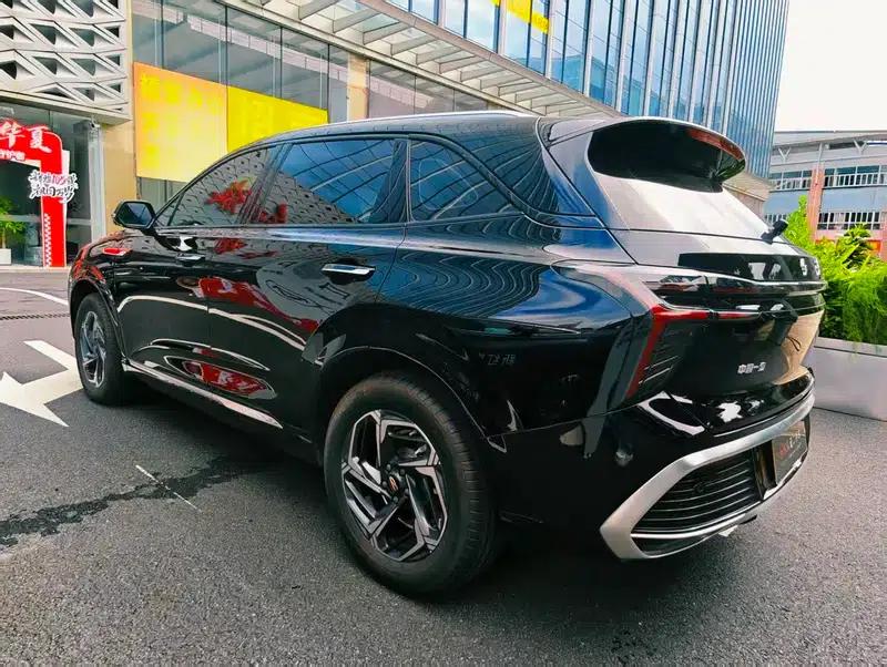 Hongqi HS3 2023 1.5T Goodness Edition — миниатюра 6