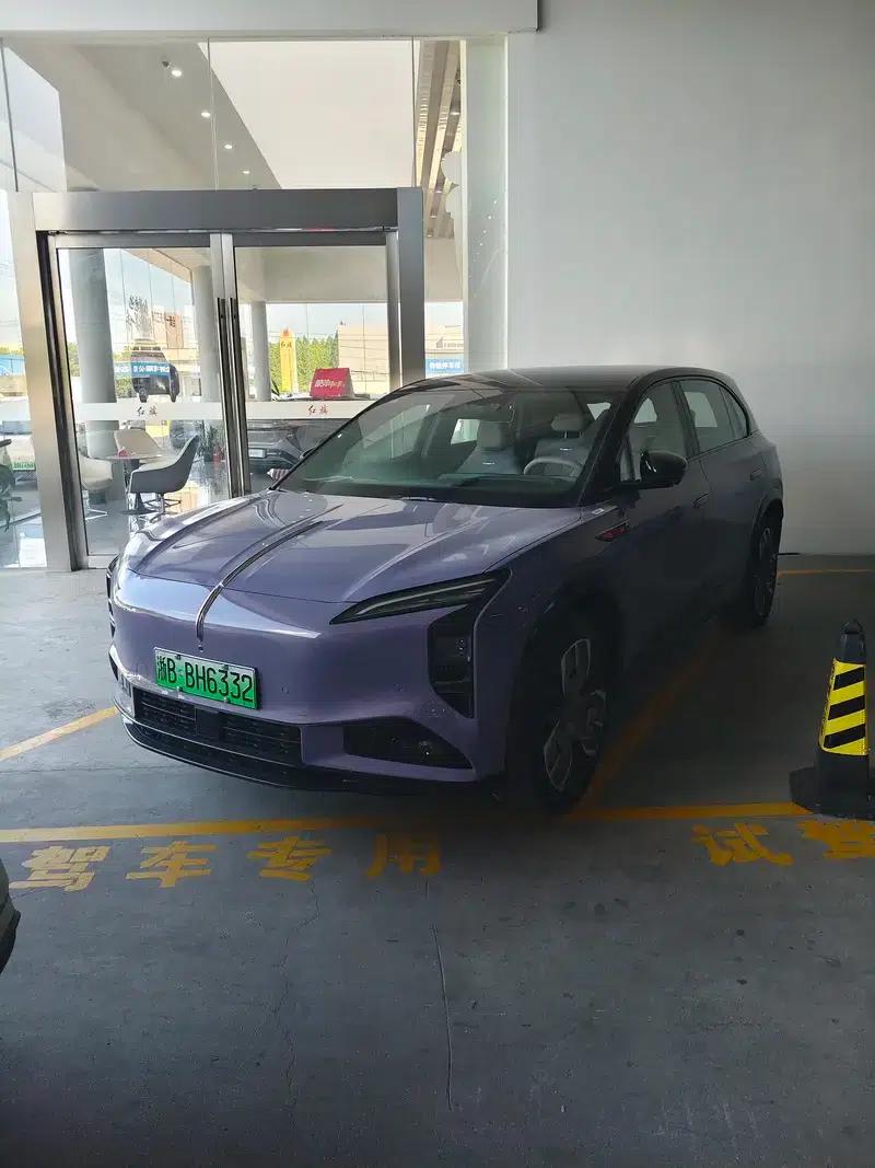 Hongqi Tiangong 08 2025 680 Ultra 4WD Edition — миниатюра 1