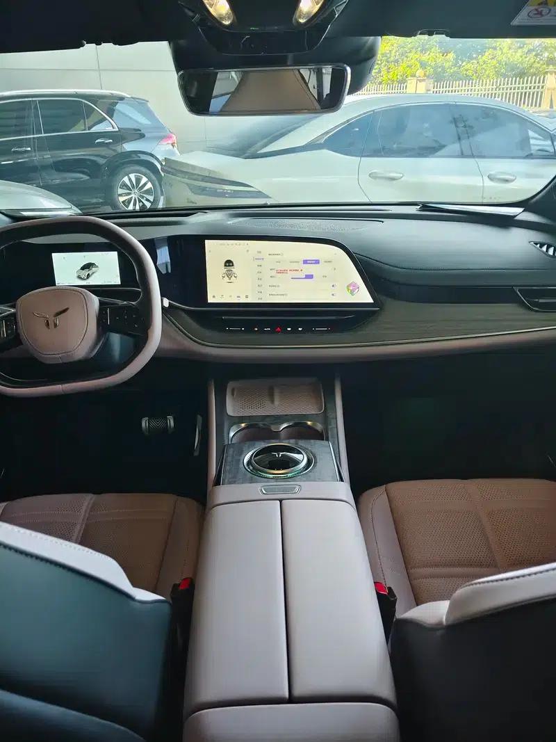 Hongqi Tiangong 08 2025 680 Ultra 4WD Edition — миниатюра 6