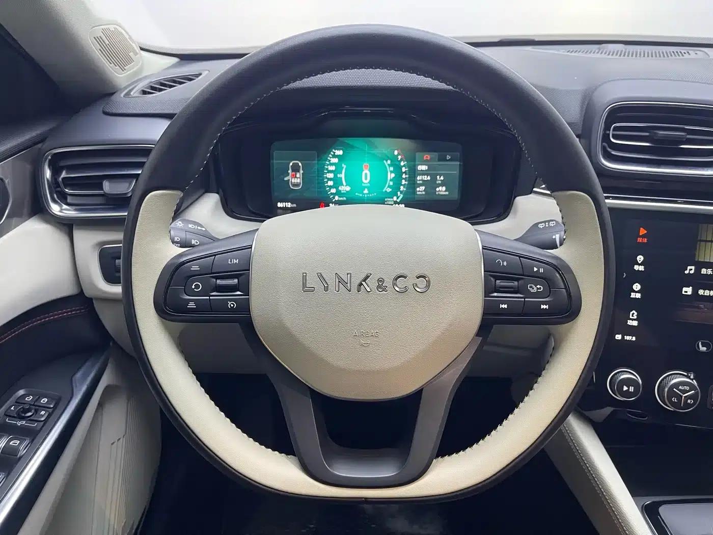 Lynk & Co 02 2019 1.5T DCT 2WD Premium Edition (China VI Emission Standard) — миниатюра 18