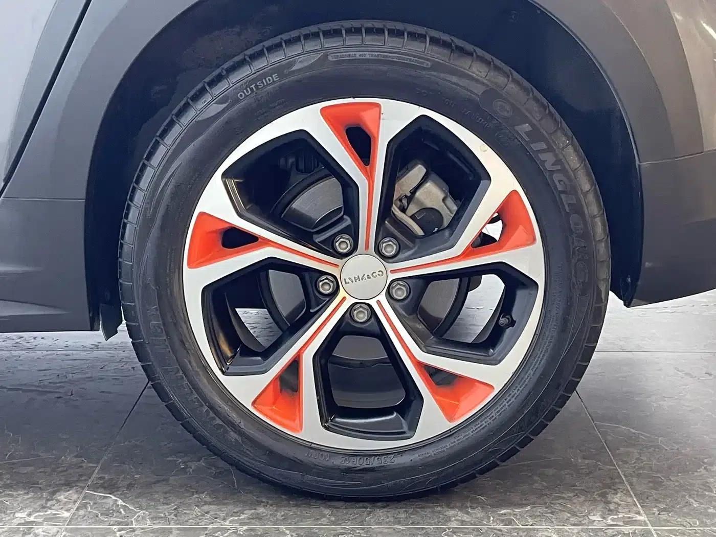 Lynk & Co 02 2019 1.5T DCT 2WD Premium Edition (China VI Emission Standard) — миниатюра 10