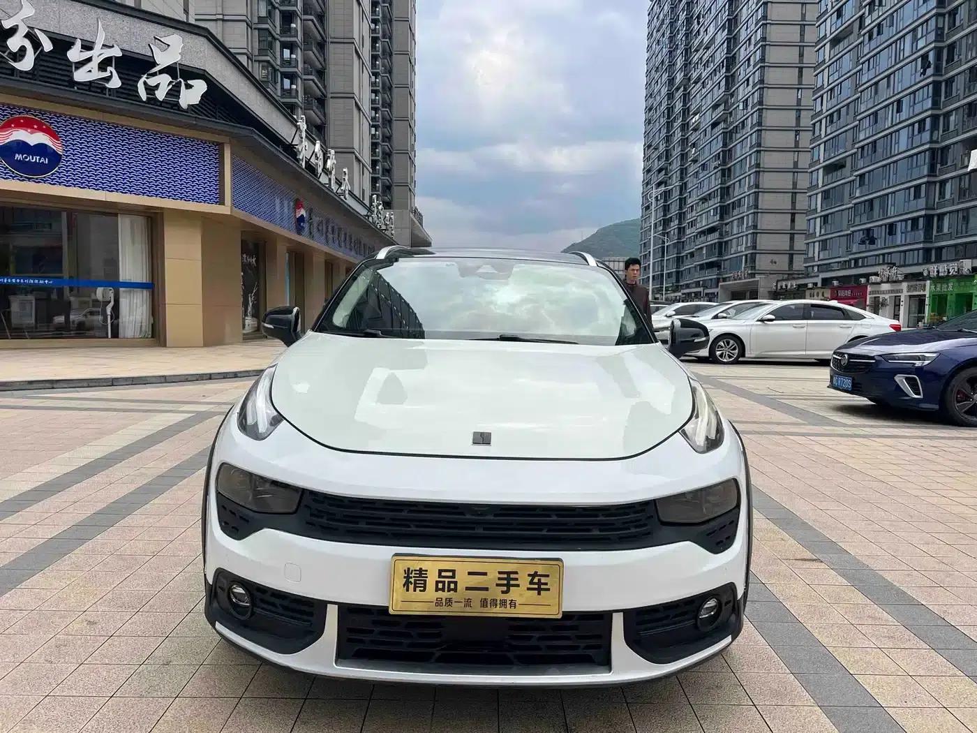 Lynk & Co 02 2018 2.0T DCT AWD Pro Edition (National V Emission Standard) — миниатюра 2
