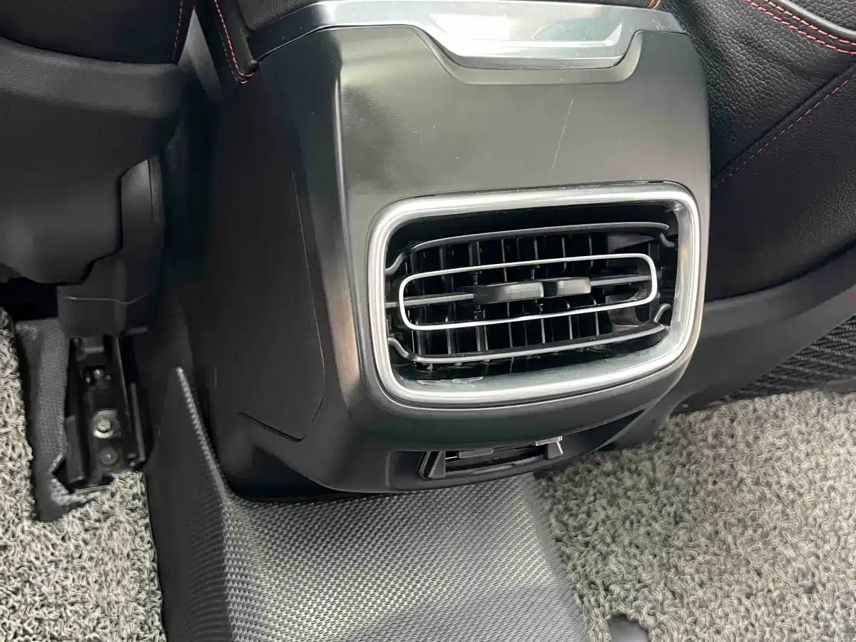 Lynk & Co 02 2018 2.0T DCT AWD Pro Edition (National V Emission Standard) — миниатюра 17