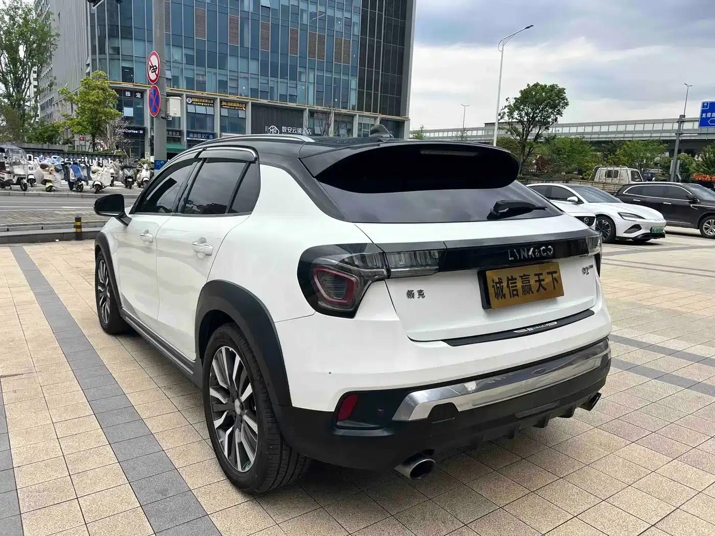 Lynk & Co 02 2018 2.0T DCT AWD Pro Edition (National V Emission Standard) — миниатюра 26