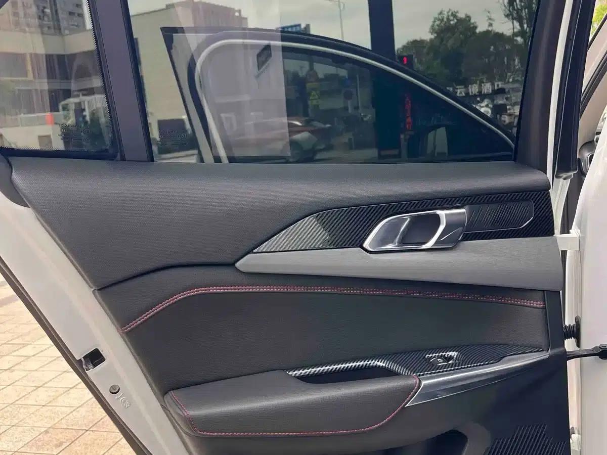 Lynk & Co 02 2018 2.0T DCT AWD Pro Edition (National V Emission Standard) — миниатюра 6